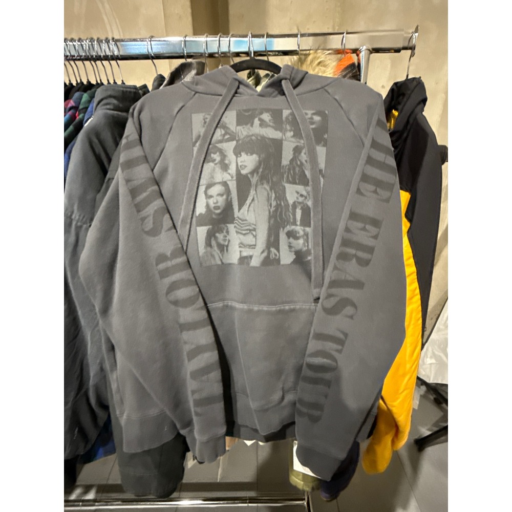 Taylor‎ Swift The Eras Tour Hoodie Charcoal Grey Graphic Tour Dates Medium